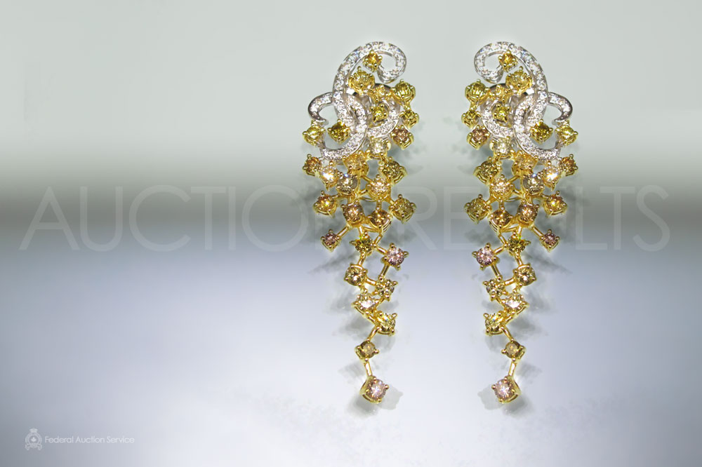 Lady's 18k White/Yellow Gold Diamond Earrings sold for $4,500