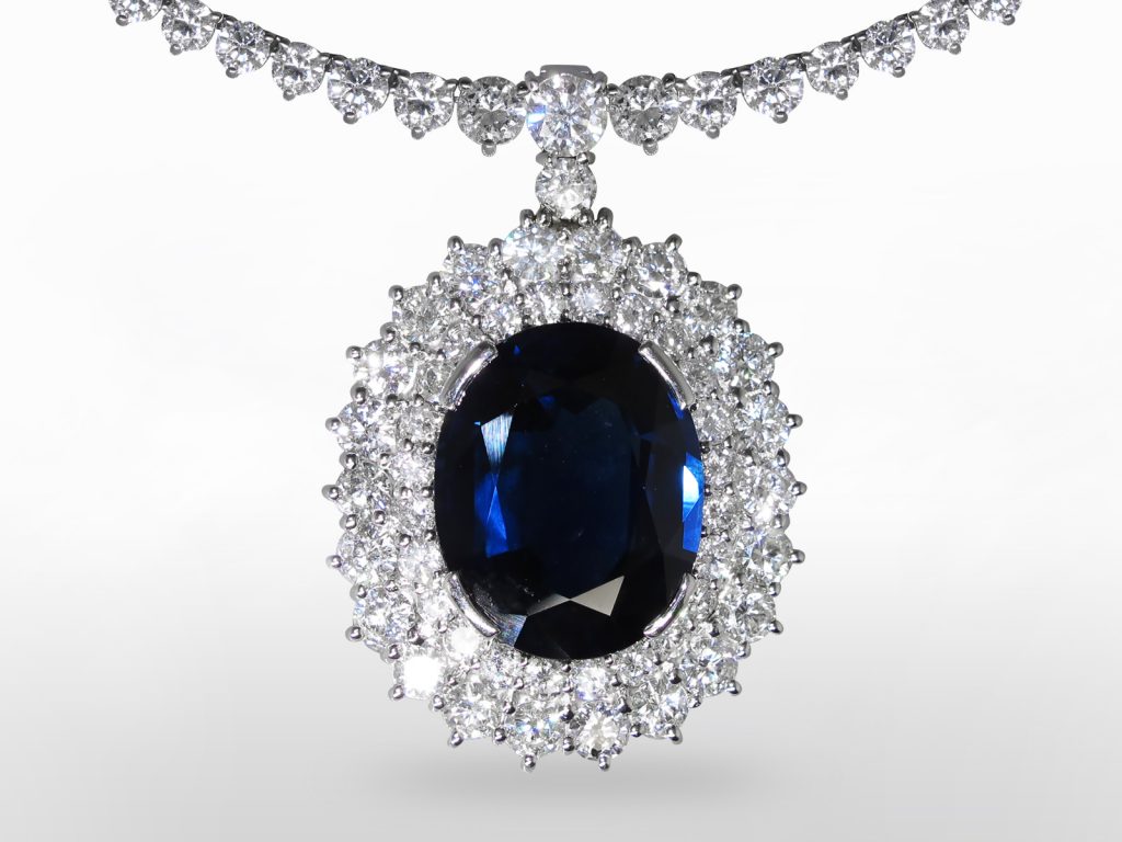 CGL Certified 35.40ct Oval Cut Natural Blue Sapphire and Diamond Pendant Necklace