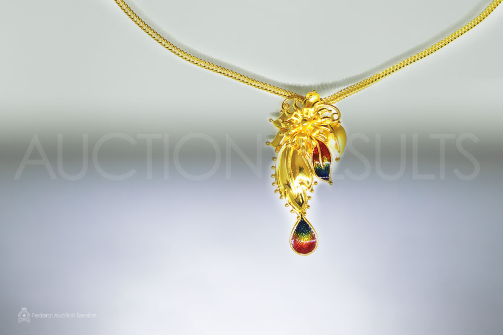 Fine Yellow Gold Necklace Stamped 22k with Floral Motif Pendant sold for $800