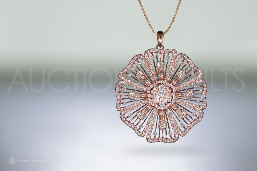 Elegant 18k Rose Gold 5ct (TDW) Cluster Diamond Flower Pendant sold for $8,000