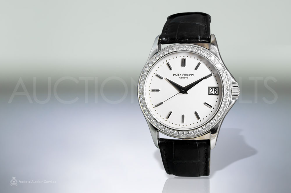 Men's 18k White Gold Patek Philippe 'Calatrava' Automatic Wristwatch sold for $31,000